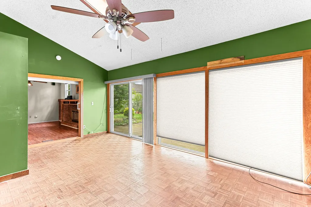 39805 Coronation Road Canton Charter Township MI 48188