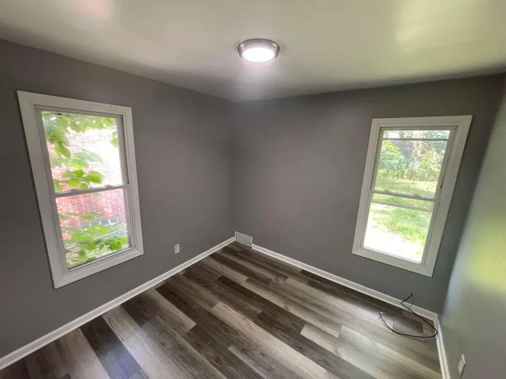 20090 Lahser Road Detroit City MI 48219