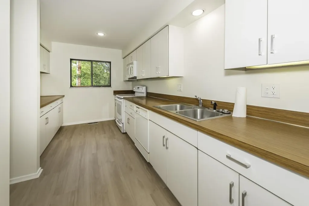 1 Westbury Court Ann Arbor City MI 48105
