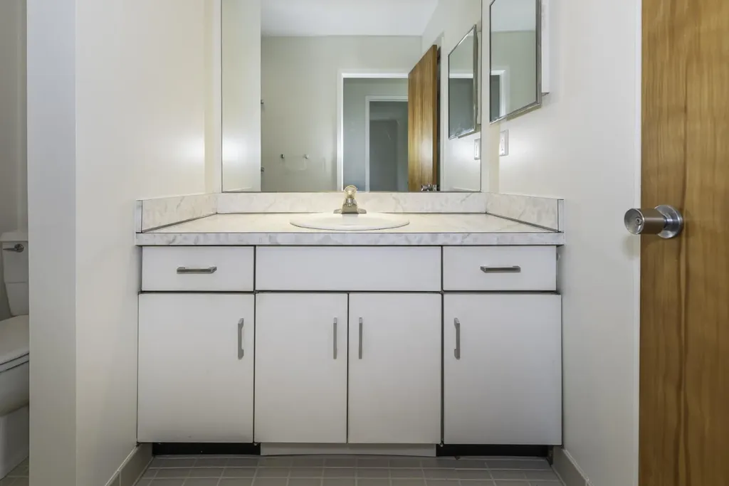 1 Westbury Court Ann Arbor City MI 48105