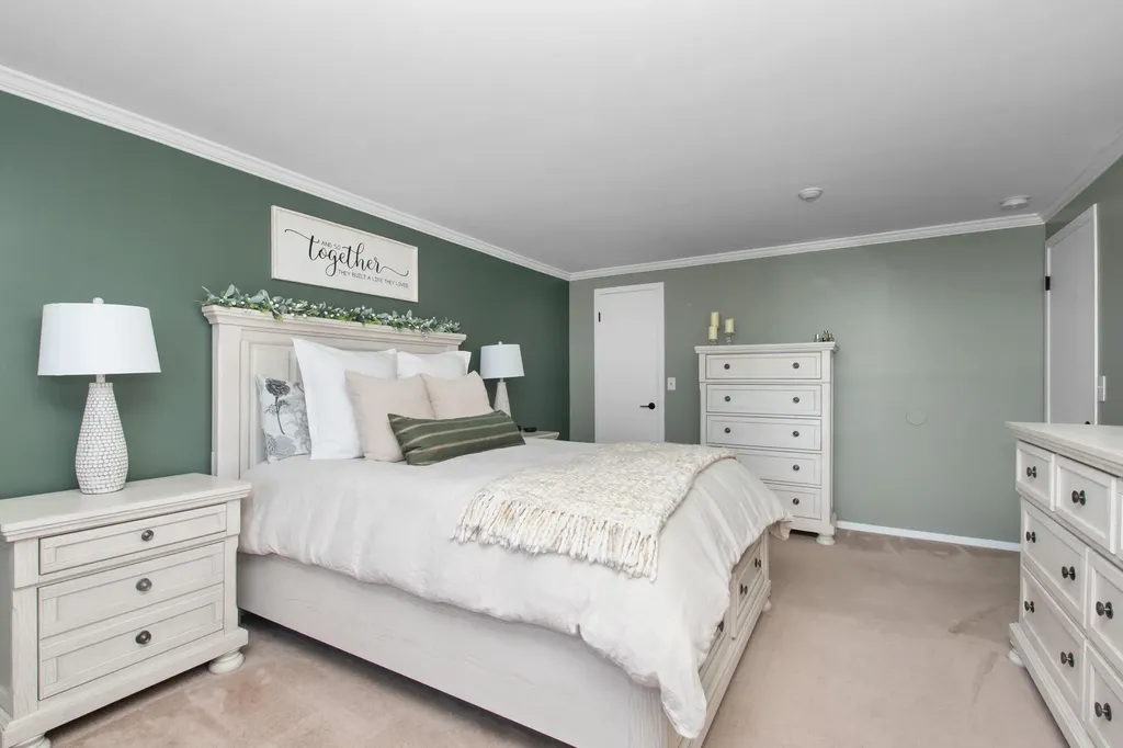 2071 Vine Way Drive Canton Charter Township MI 48188