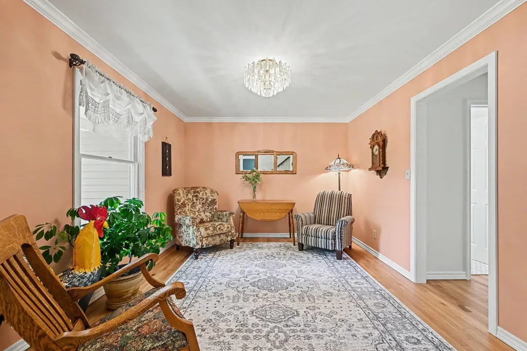 1964 Oakview Drive Pittsfield Charter Township MI 48108