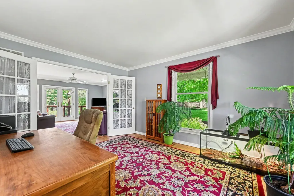 1964 Oakview Drive Pittsfield Charter Township MI 48108