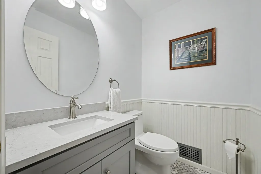 1964 Oakview Drive Pittsfield Charter Township MI 48108