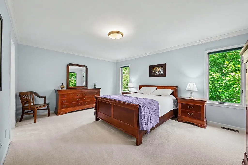 1964 Oakview Drive Pittsfield Charter Township MI 48108