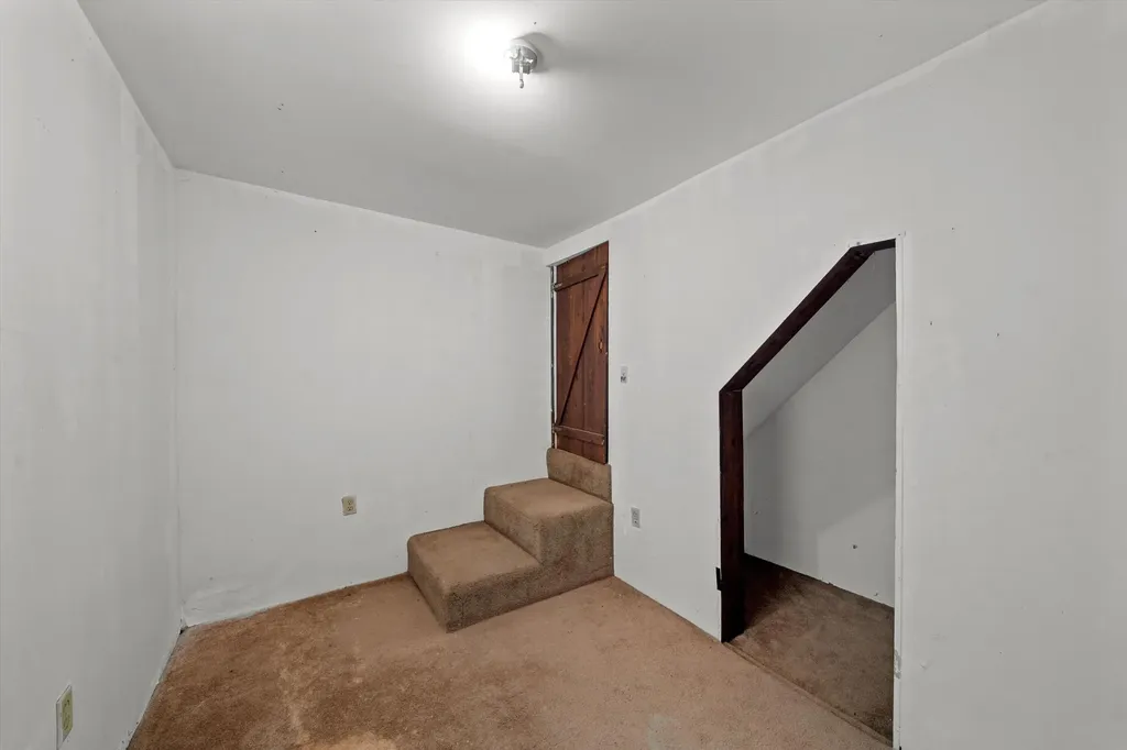 1120 Jewell Road York Charter Township MI 48160