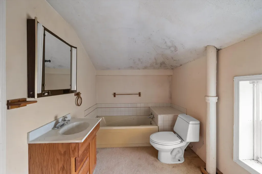 1120 Jewell Road York Charter Township MI 48160
