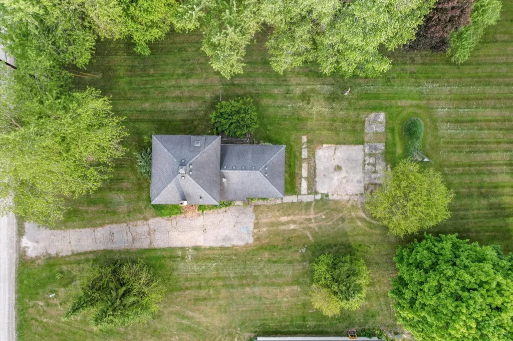 1120 Jewell Road York Charter Township MI 48160