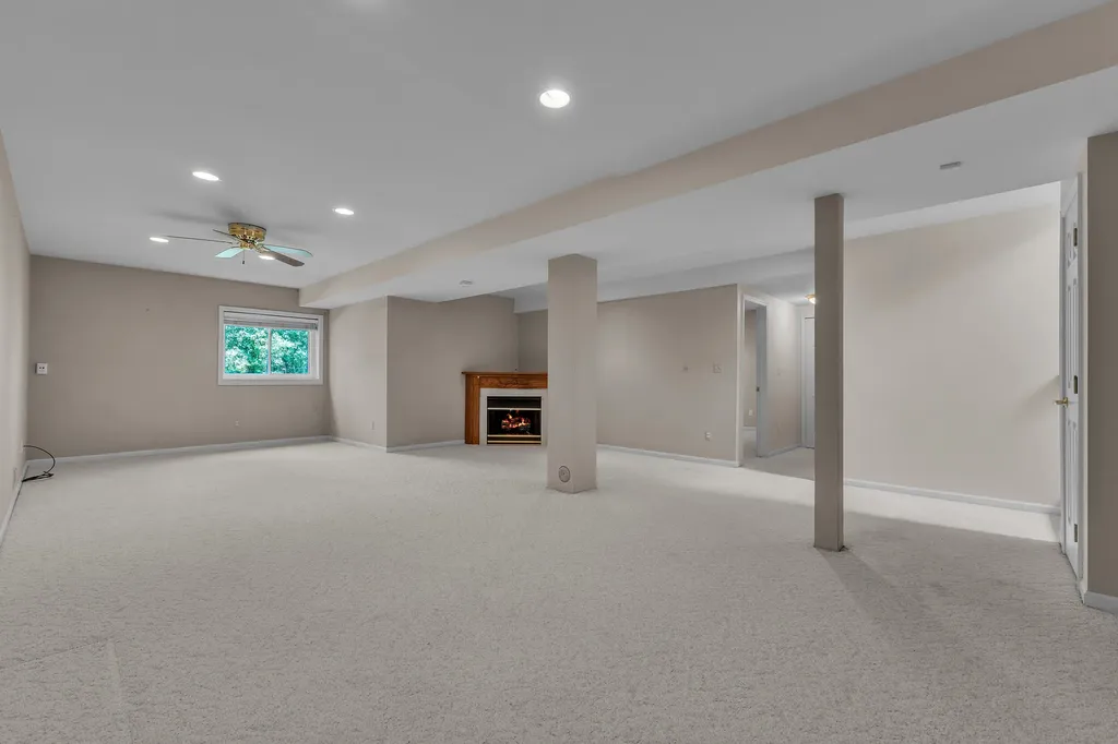 4853 Lone Oak Court Pittsfield Charter Township MI 48108