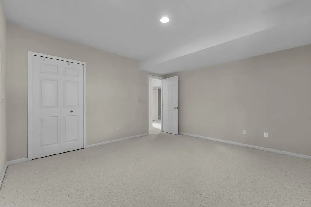4853 Lone Oak Court Pittsfield Charter Township MI 48108
