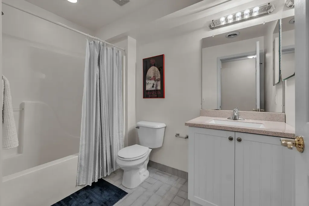 4853 Lone Oak Court Pittsfield Charter Township MI 48108