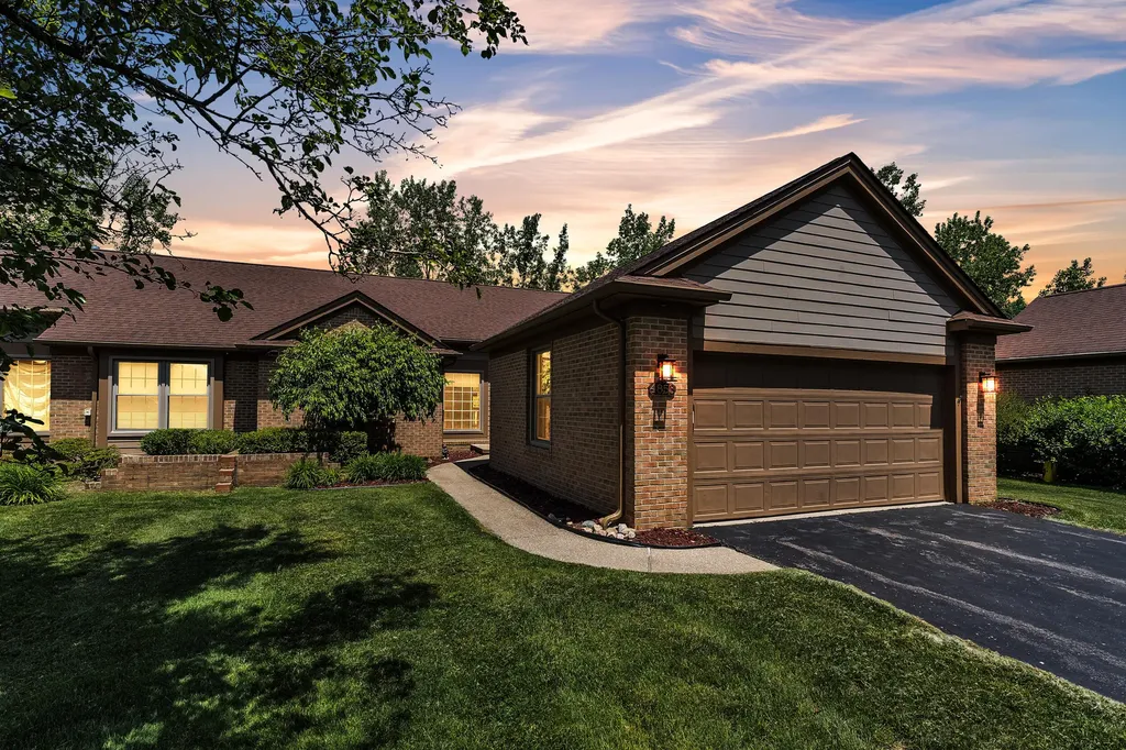 4853 Lone Oak Court Pittsfield Charter Township MI 48108
