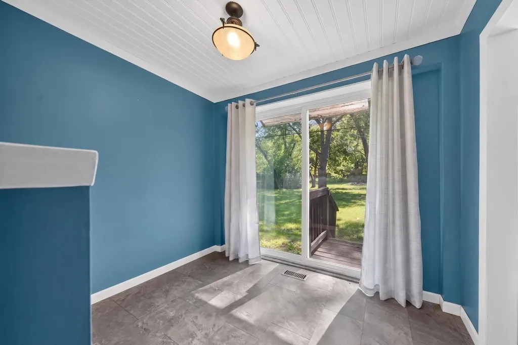23830 Scotia Road Oak Park City MI 48237