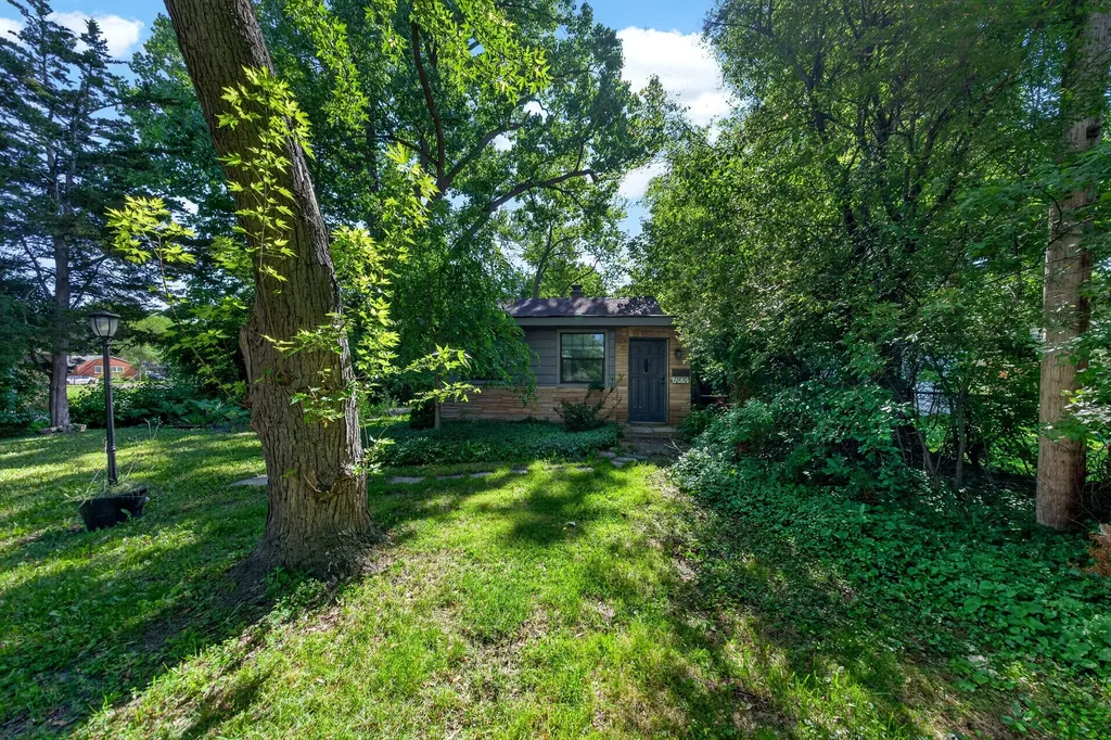 23830 Scotia Road Oak Park City MI 48237