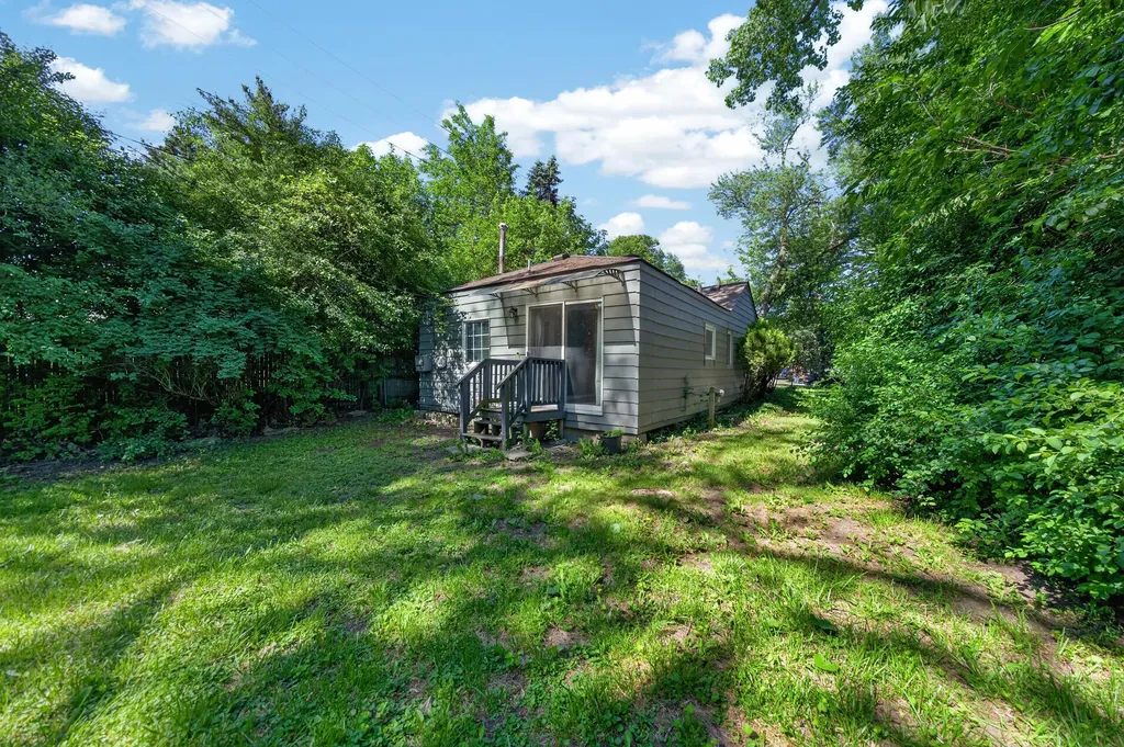 23830 Scotia Road Oak Park City MI 48237