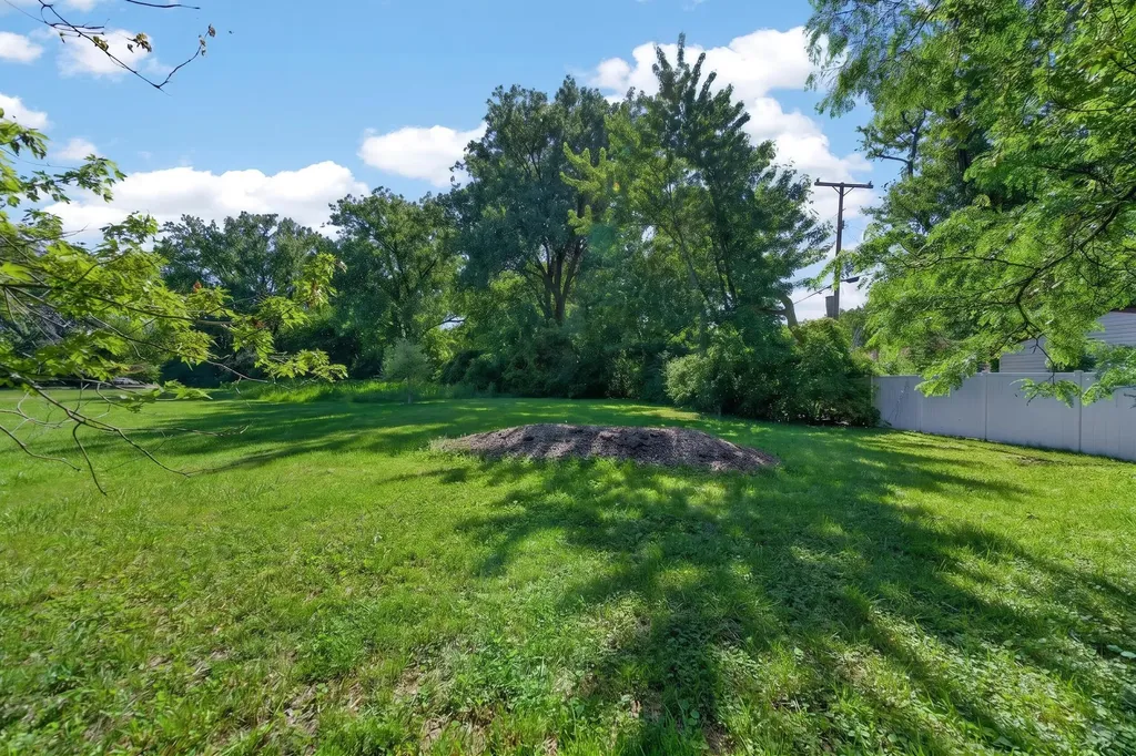 23830 Scotia Road Oak Park City MI 48237