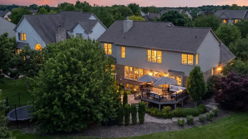 1749 Mountain Ash Drive West Bloomfield Charter Township MI 48324