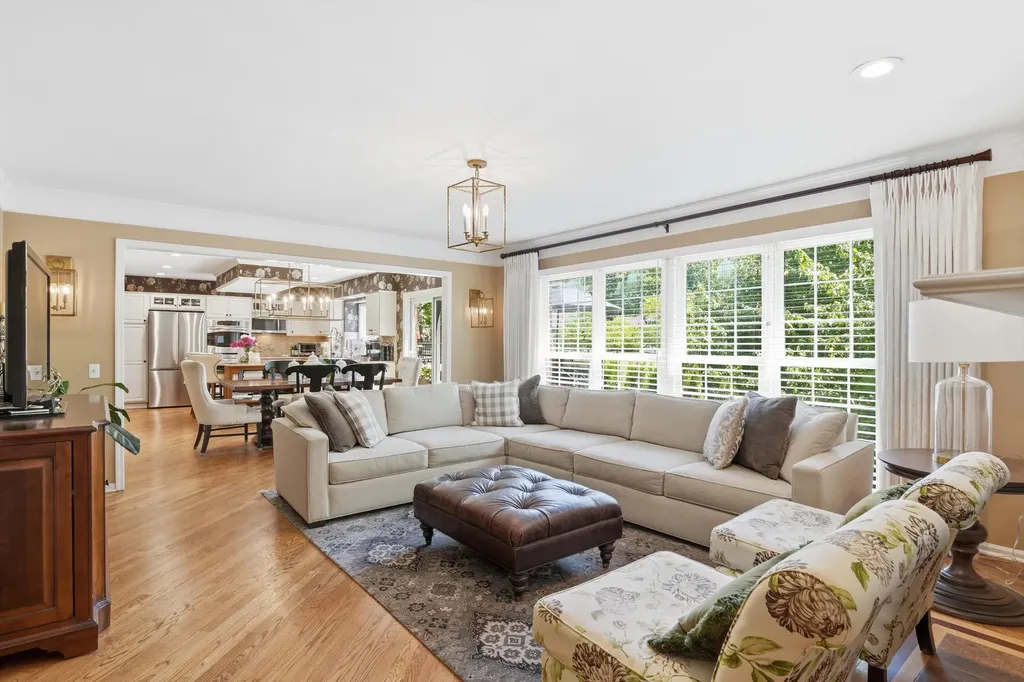 1749 Mountain Ash Drive West Bloomfield Charter Township MI 48324