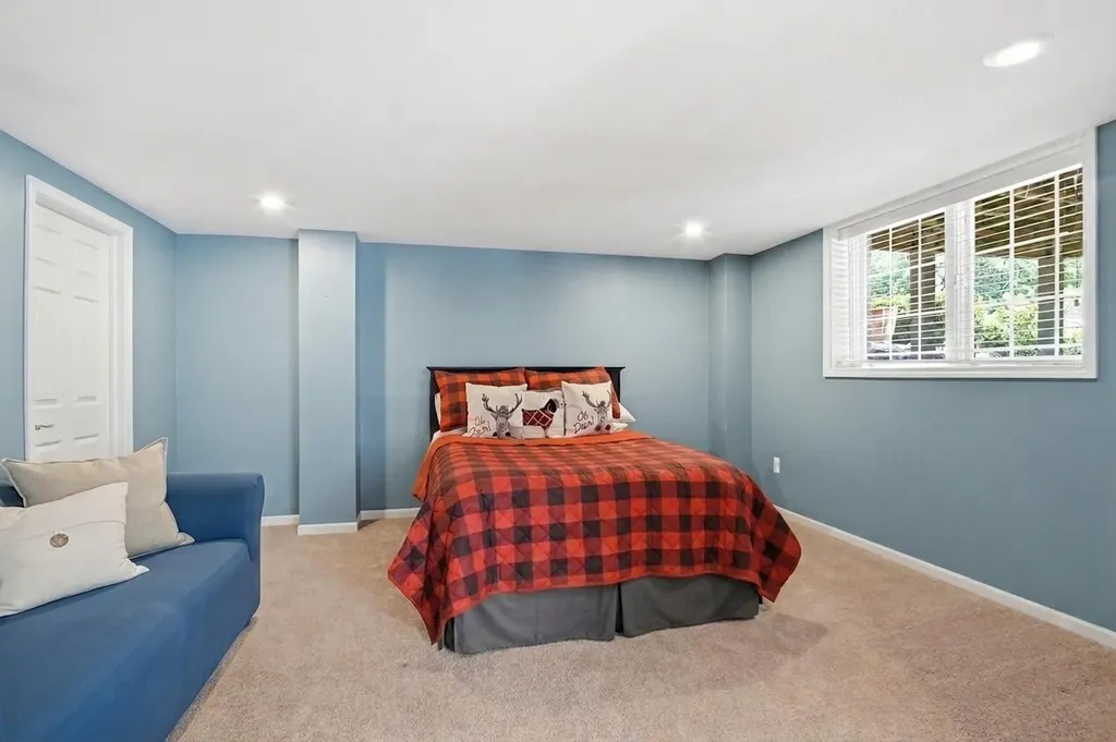 1749 Mountain Ash Drive West Bloomfield Charter Township MI 48324