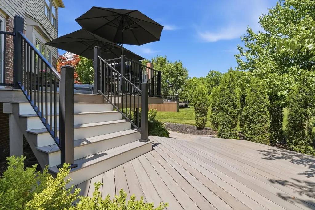 1749 Mountain Ash Drive West Bloomfield Charter Township MI 48324