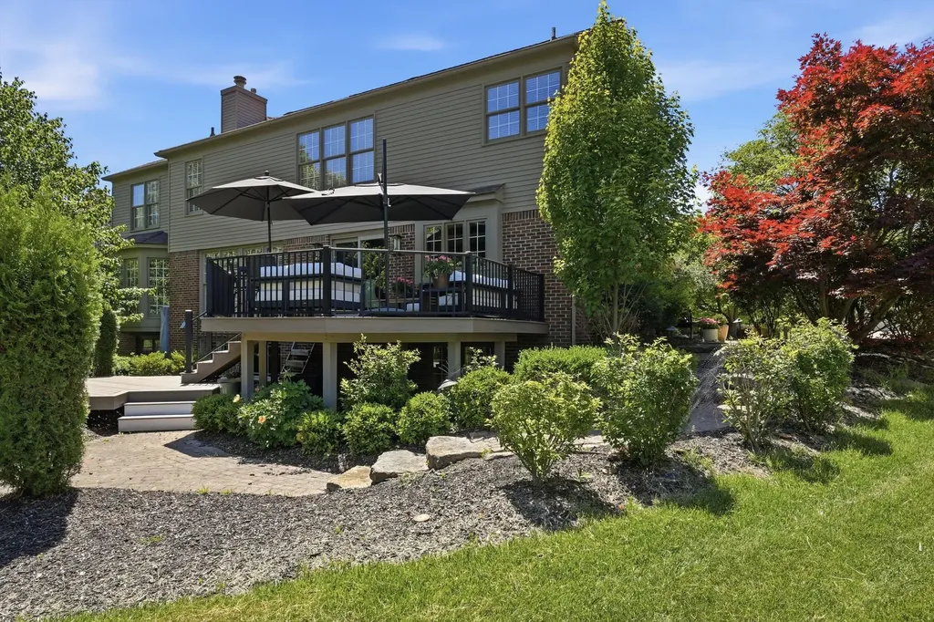 1749 Mountain Ash Drive West Bloomfield Charter Township MI 48324