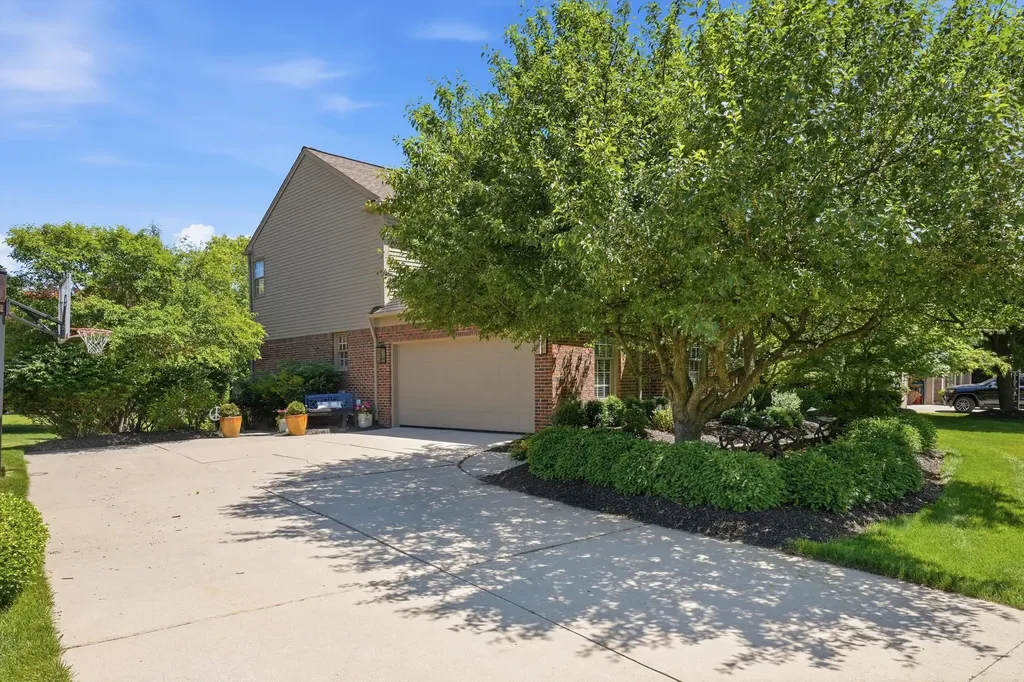 1749 Mountain Ash Drive West Bloomfield Charter Township MI 48324