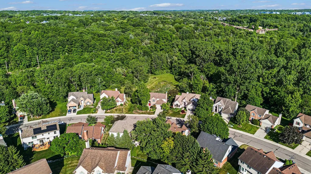 2877 Leslie Park Circle Ann Arbor City MI 48105