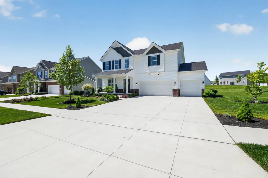 2713 Maize Loop Saline City MI 48176