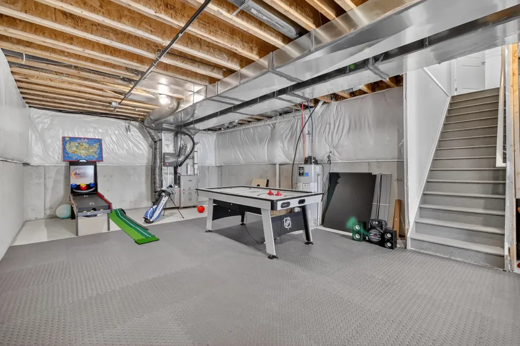 2713 Maize Loop Saline City MI 48176