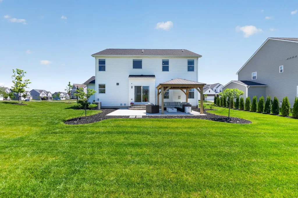 2713 Maize Loop Saline City MI 48176