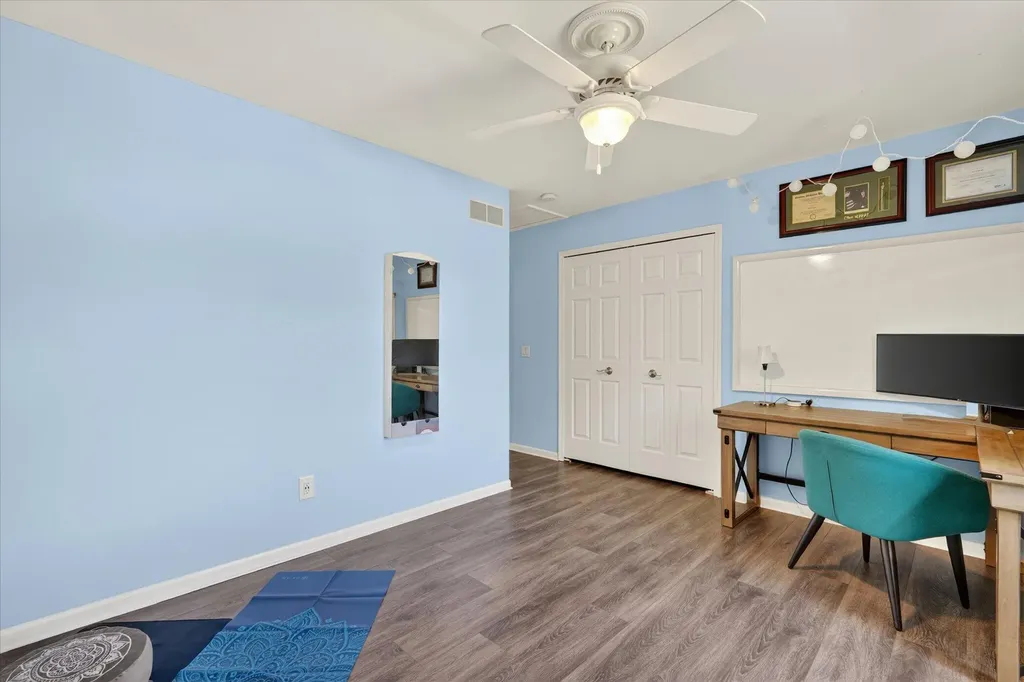 4022 Dun Rovin Court Commerce Charter Township MI 48382