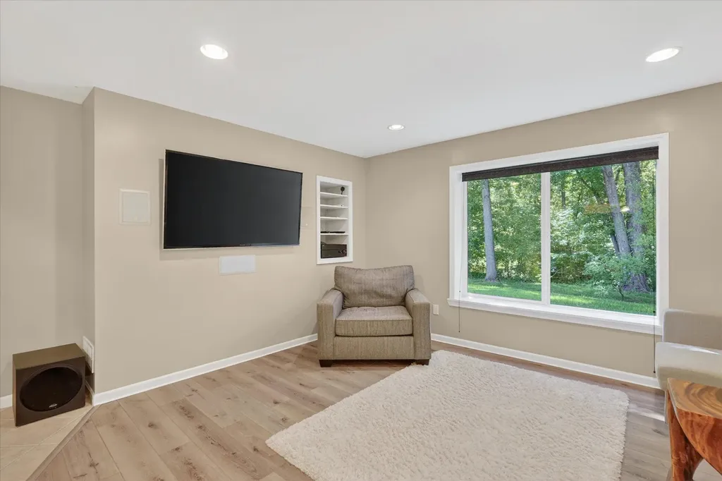 4022 Dun Rovin Court Commerce Charter Township MI 48382