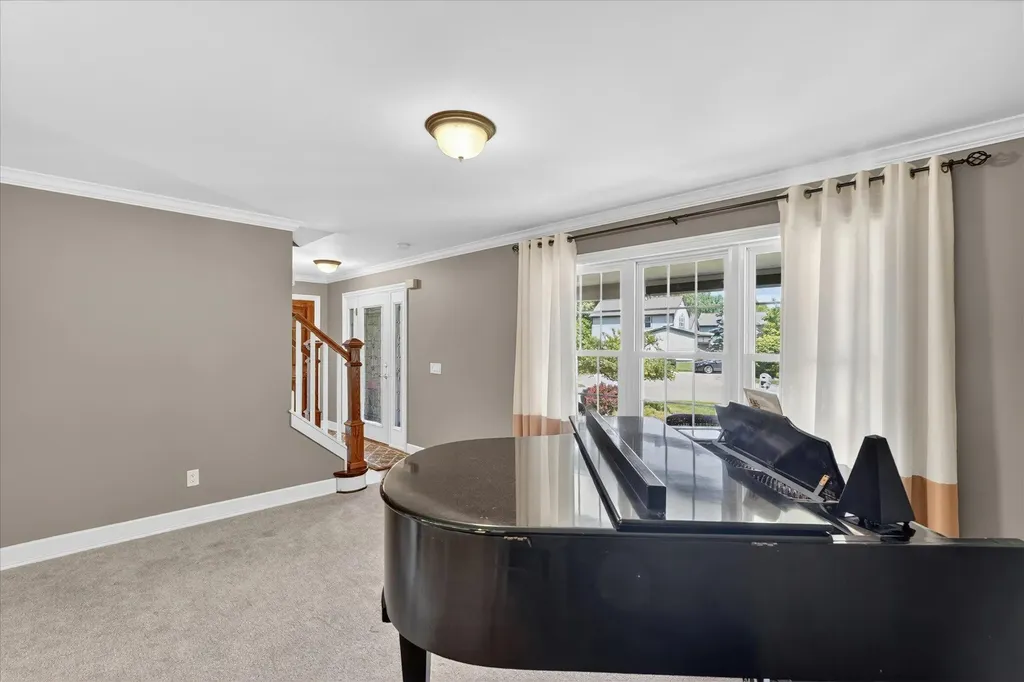 4022 Dun Rovin Court Commerce Charter Township MI 48382