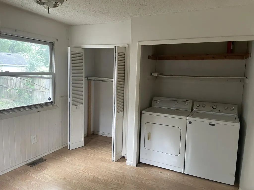 3406 Pitkin Avenue Flint City MI 48506