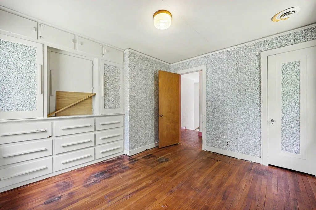 906 Pauline Boulevard Ann Arbor City MI 48103