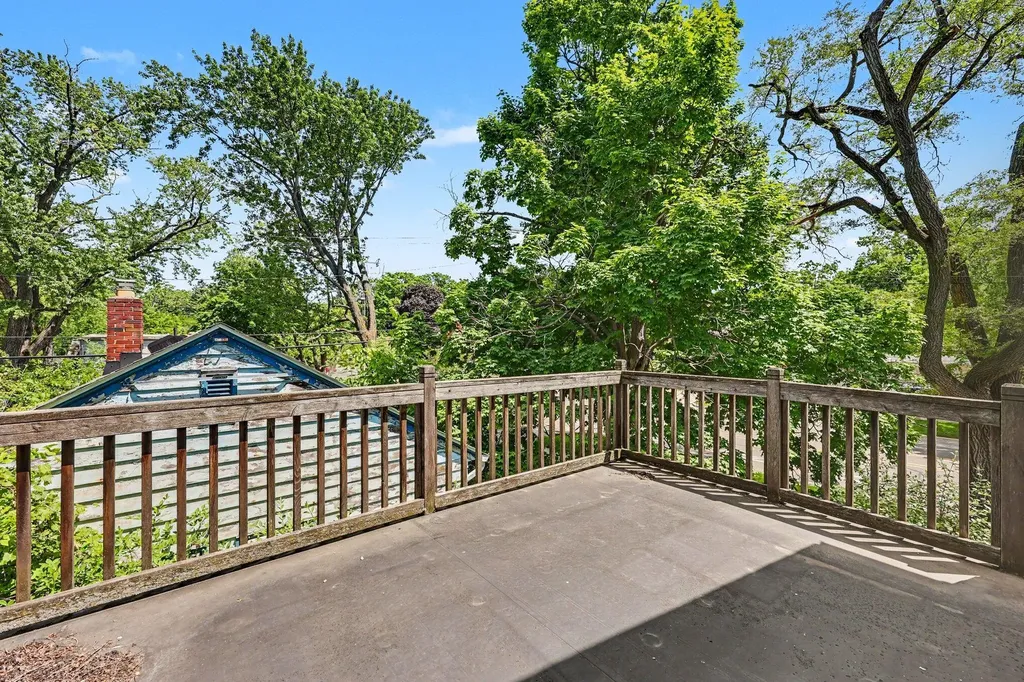 906 Pauline Boulevard Ann Arbor City MI 48103