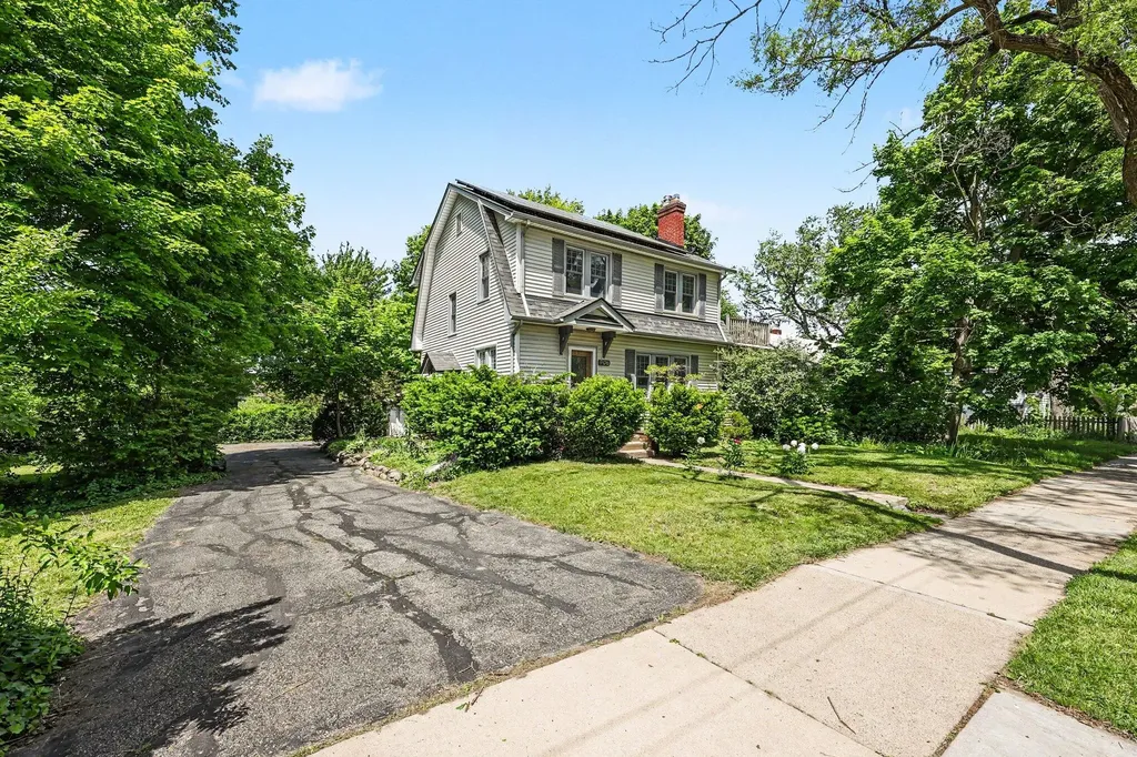 906 Pauline Boulevard Ann Arbor City MI 48103