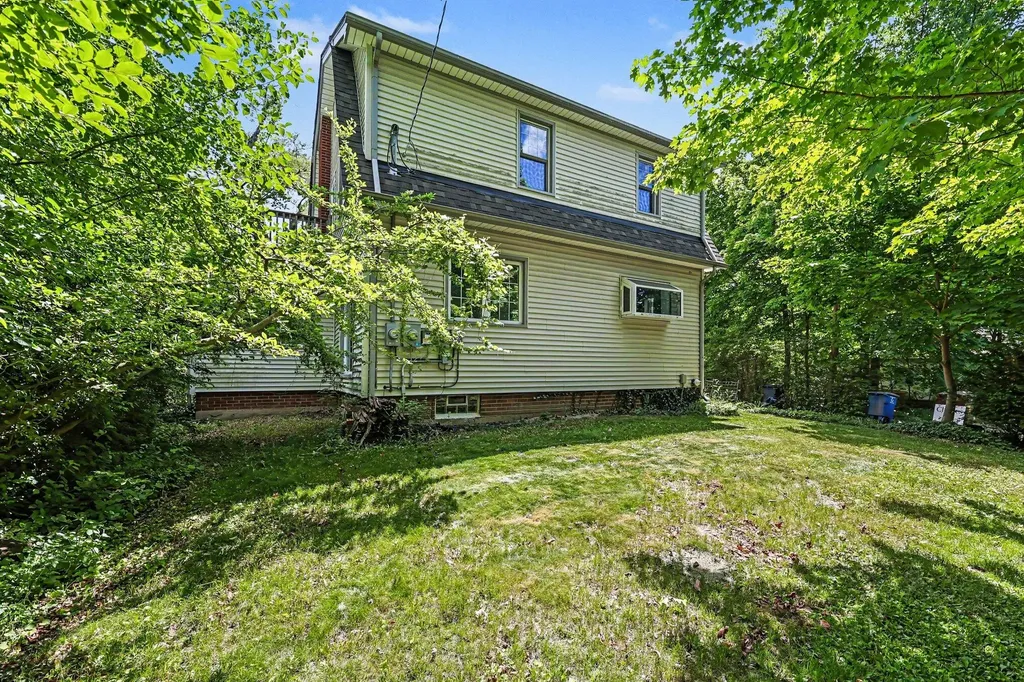 906 Pauline Boulevard Ann Arbor City MI 48103