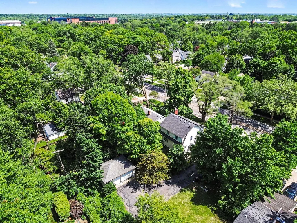 906 Pauline Boulevard Ann Arbor City MI 48103