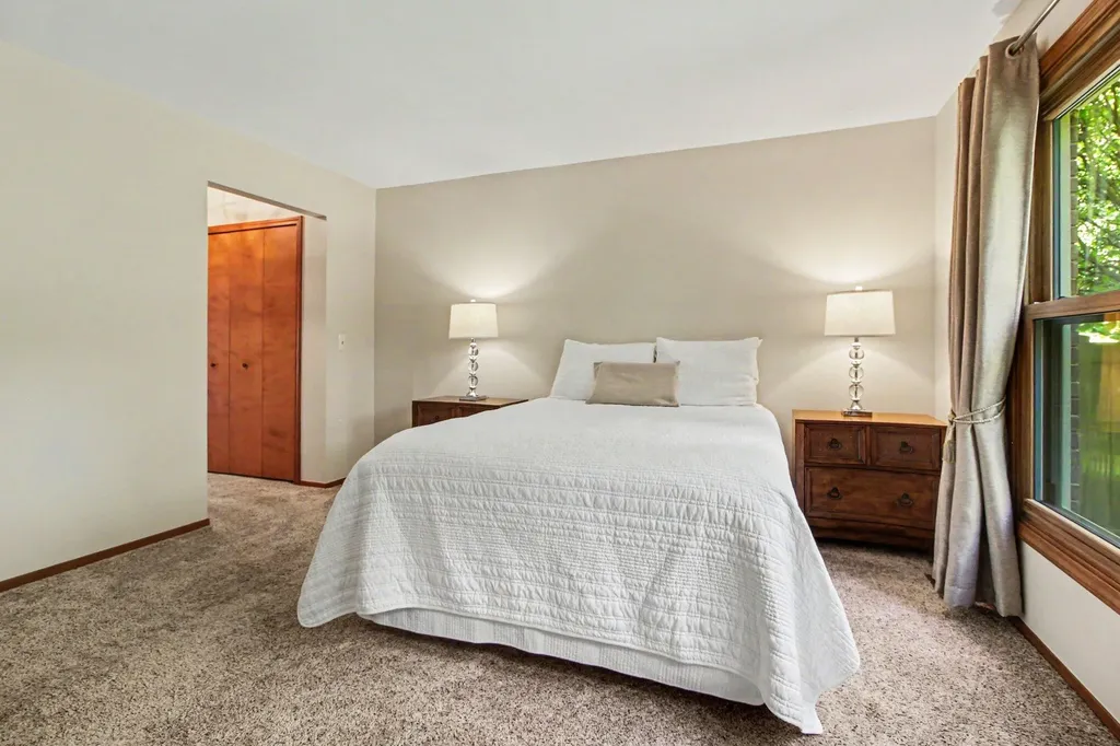 14017 Towering Oaks Drive Shelby Charter Township MI 48315