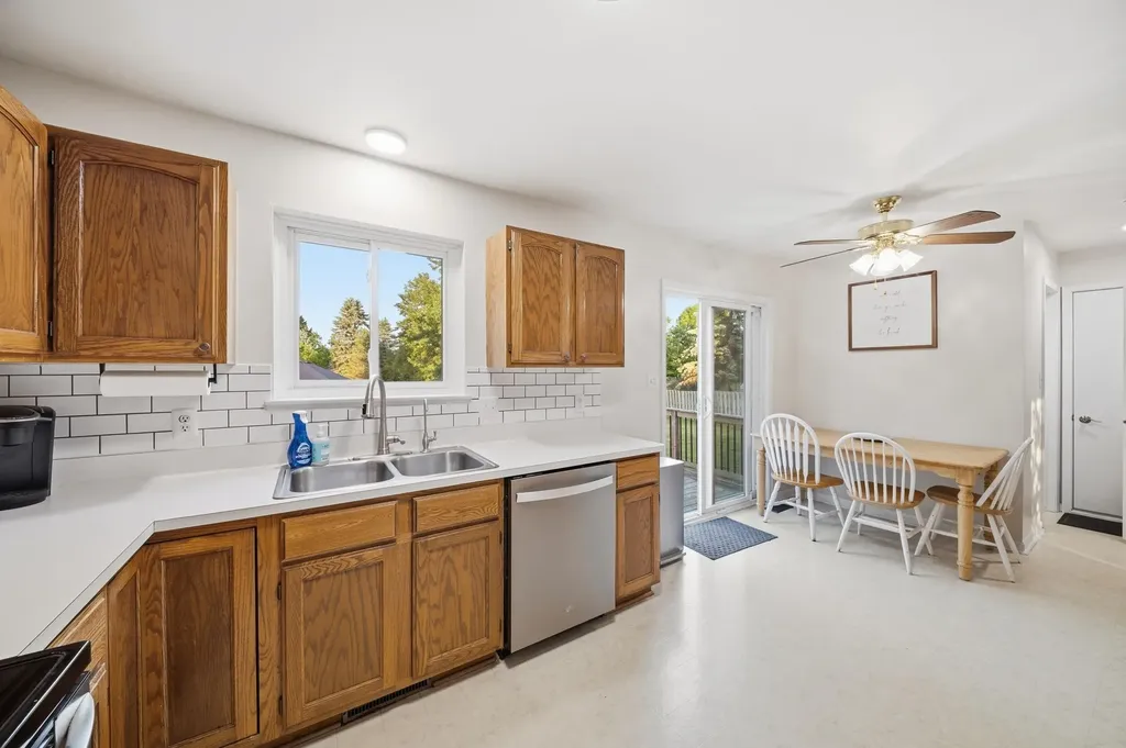 9460 Wildwood Lake Drive Northfield Township MI 48189