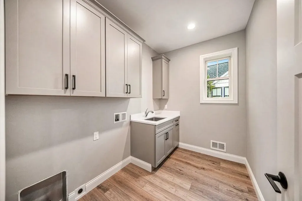 5182 Grande View Lane Summit Township MI 49201