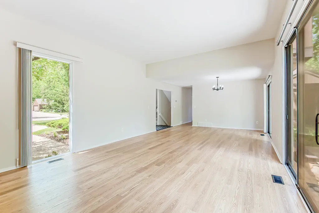 10 Westbury Court Ann Arbor City MI 48105