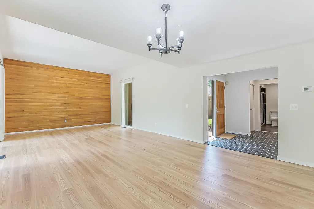 10 Westbury Court Ann Arbor City MI 48105