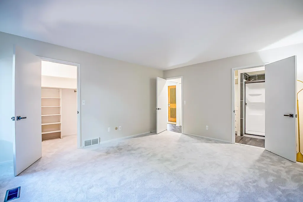 10 Westbury Court Ann Arbor City MI 48105