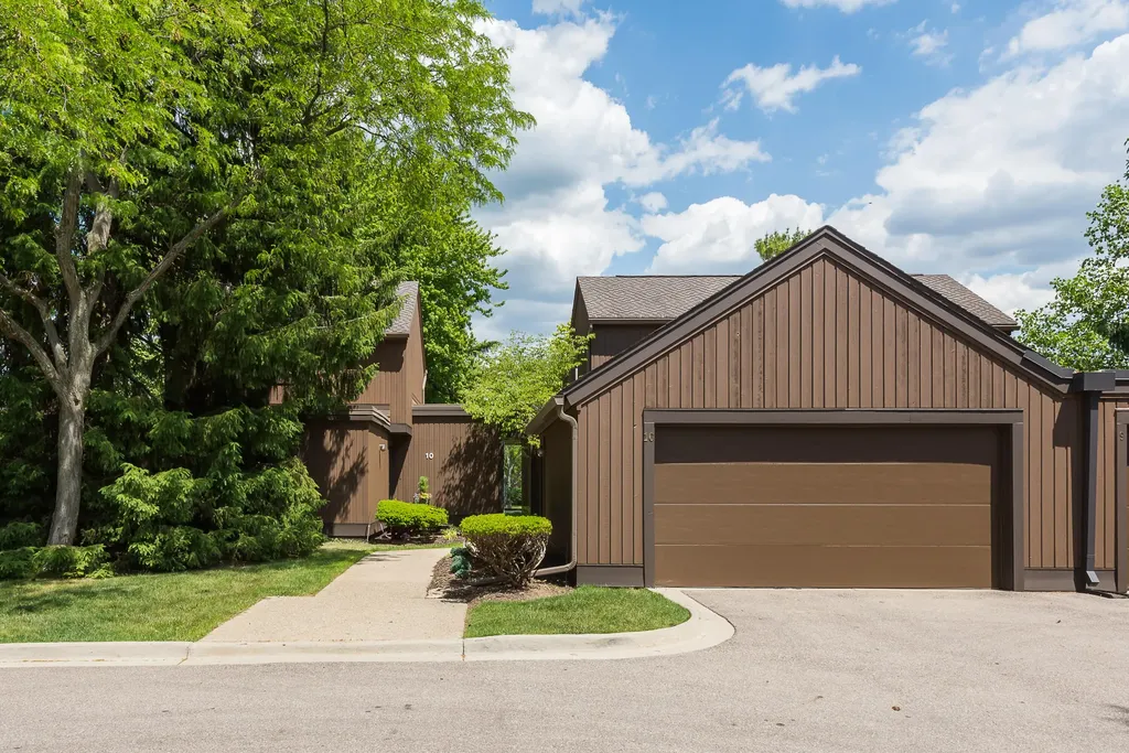10 Westbury Court Ann Arbor City MI 48105