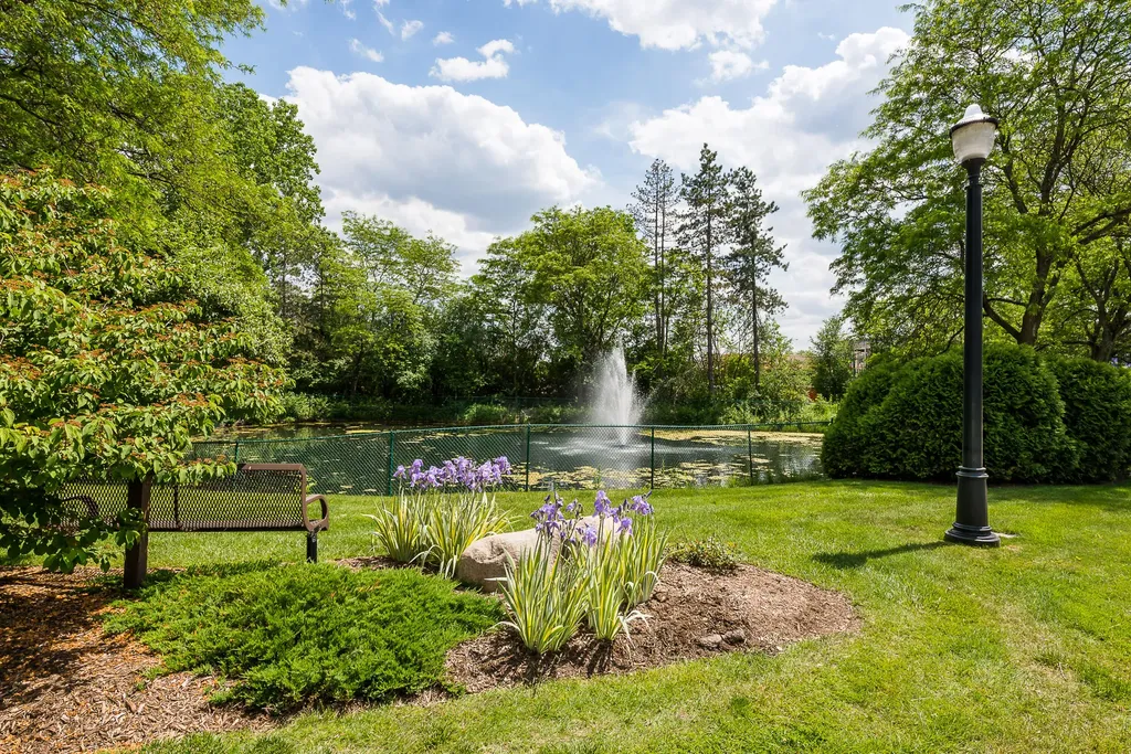 10 Westbury Court Ann Arbor City MI 48105