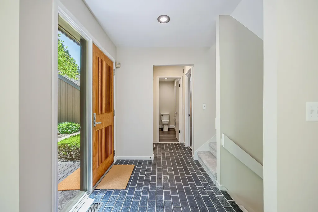 10 Westbury Court Ann Arbor City MI 48105
