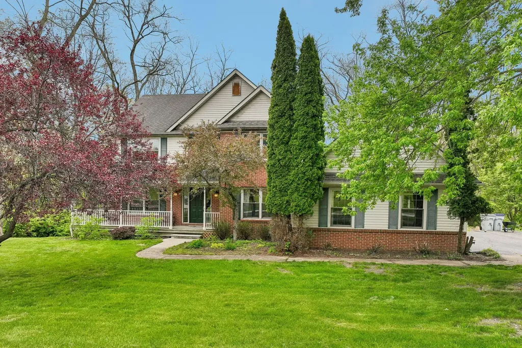 6338 Dalton Ridge Hamburg Township MI 48116