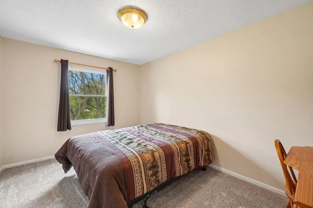 6338 Dalton Ridge Hamburg Township MI 48116